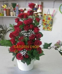 Aranzman-31-crvena-ruza-u-korpi